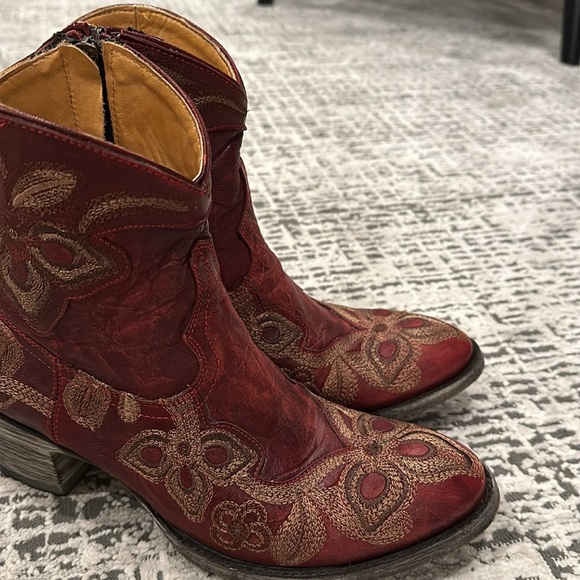 Old gringo short cowboy boot! Worn once!!! - Picture 3 of 6